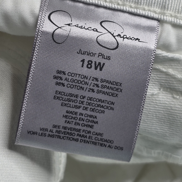 Jessica Simpson 18W Forever Low Rise White Straight Leg Jeans NWT Plus - Picture 7 of 8
